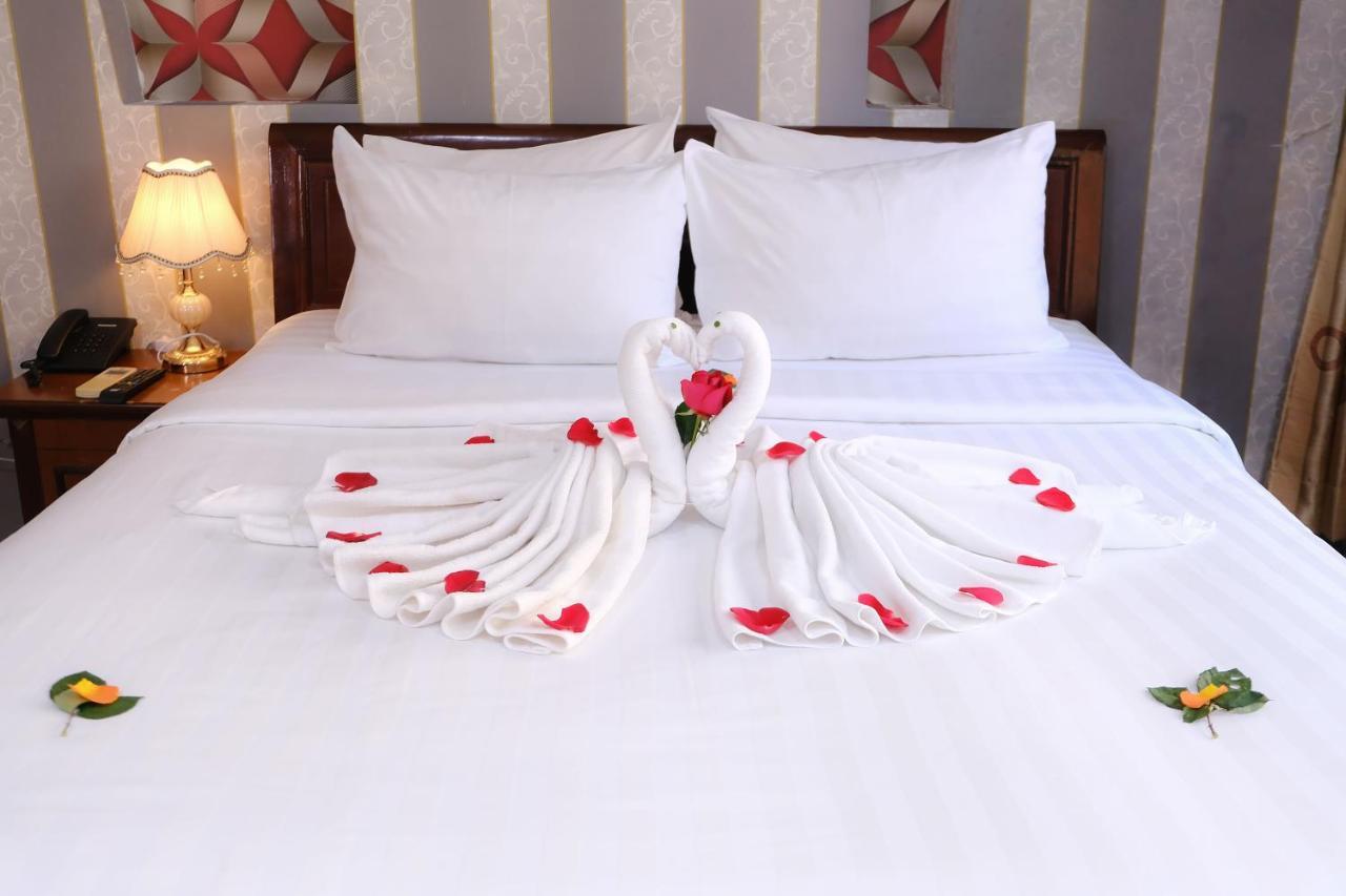 Cosmo Central Hotel Ho Chi Minh 外观 照片