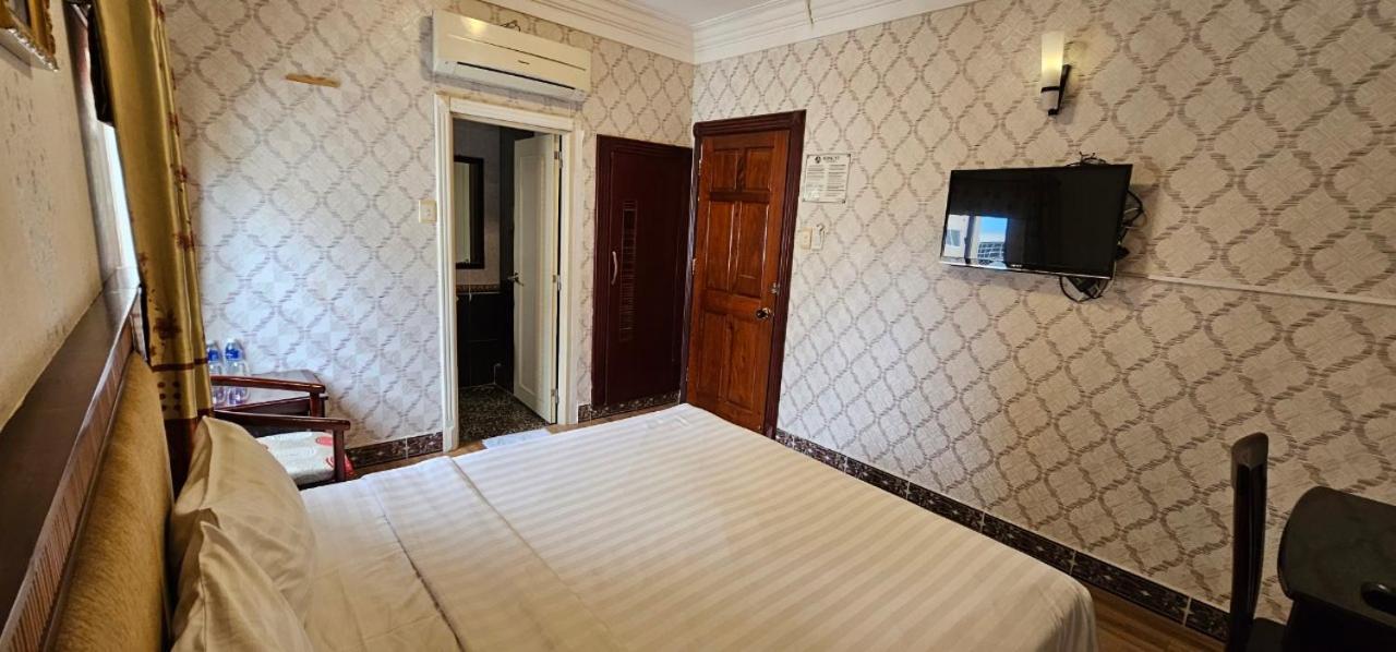 Cosmo Central Hotel Ho Chi Minh 外观 照片